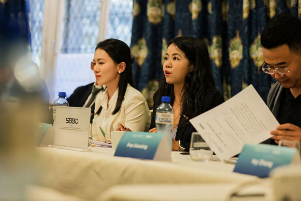 Discussions at a conference