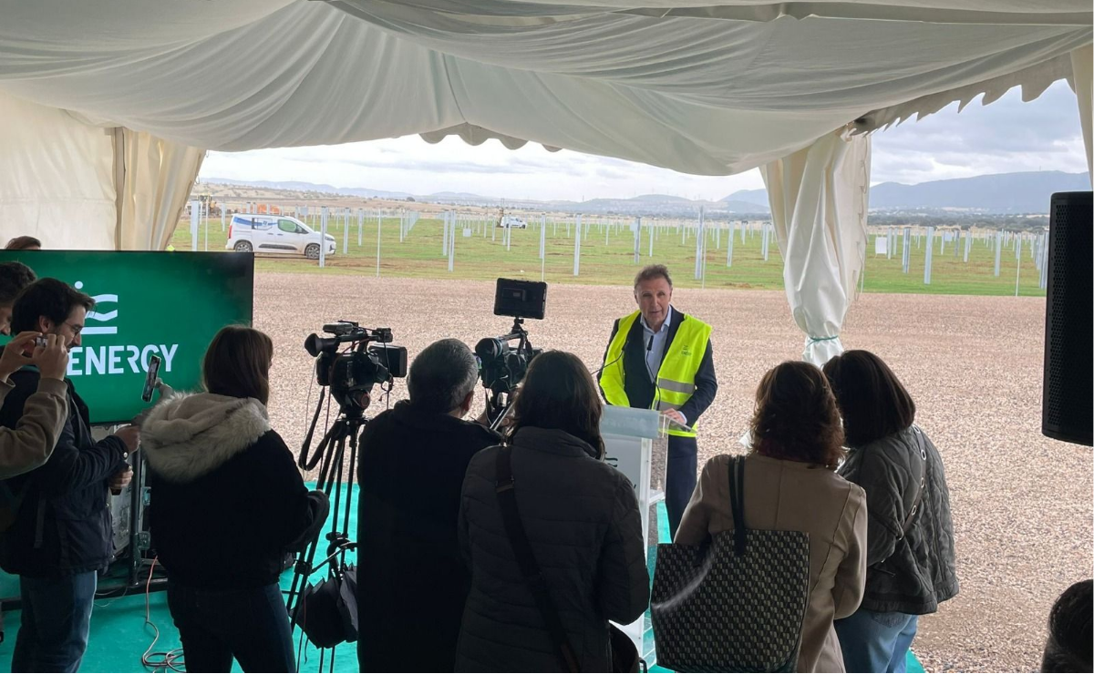 An interview with RIC Energy at a solar plant.